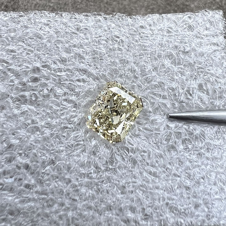 Natural Yellow Diamond 1.72 ct.