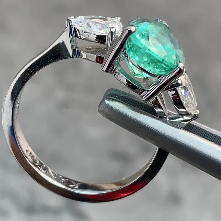 Emerald ring 2.21 ct. - picture 