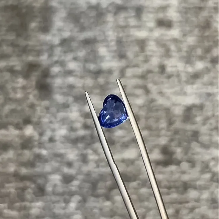 Unheated Sapphire 3.05 ct. - picture 