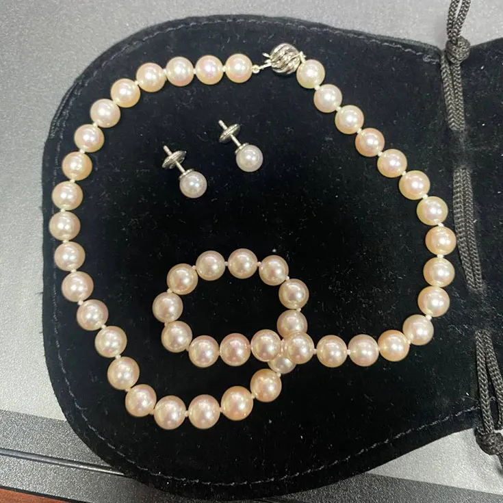 Japanese White Pearl Necklace 7,5-8 mm - picture 