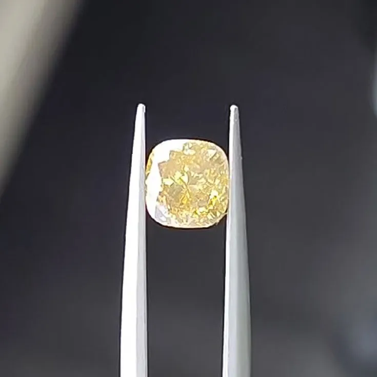 Yellow Diamond in Cushion Shape 2.21 ct. - picture 