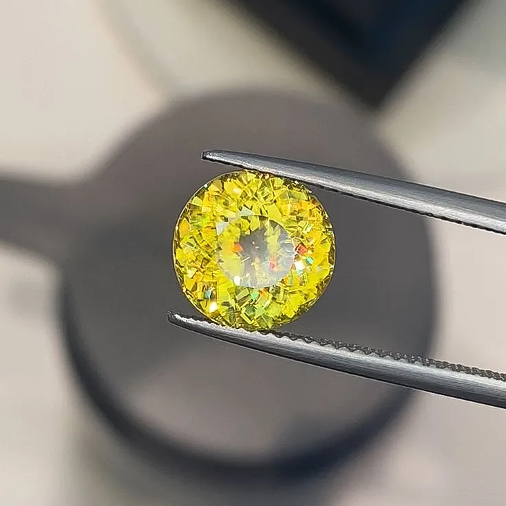 Sphene 3.97 ct. - picture 