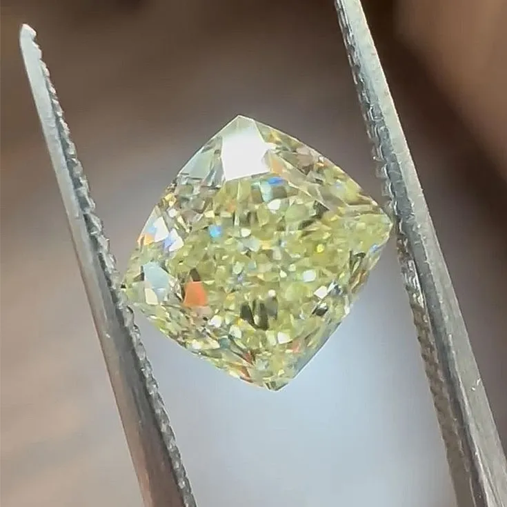 Cushion Diamond 2.5 ct. - picture 