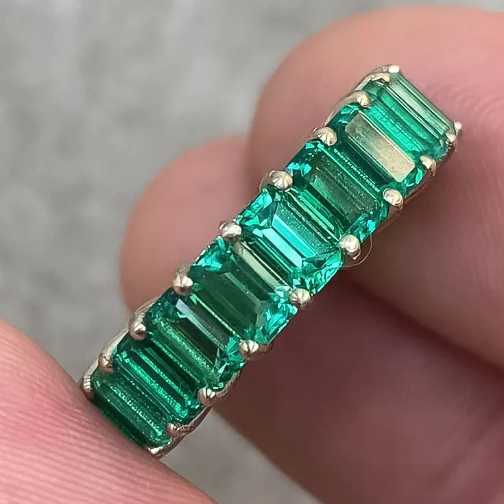 Infinity Emerald ring 5.9 ct. - picture 