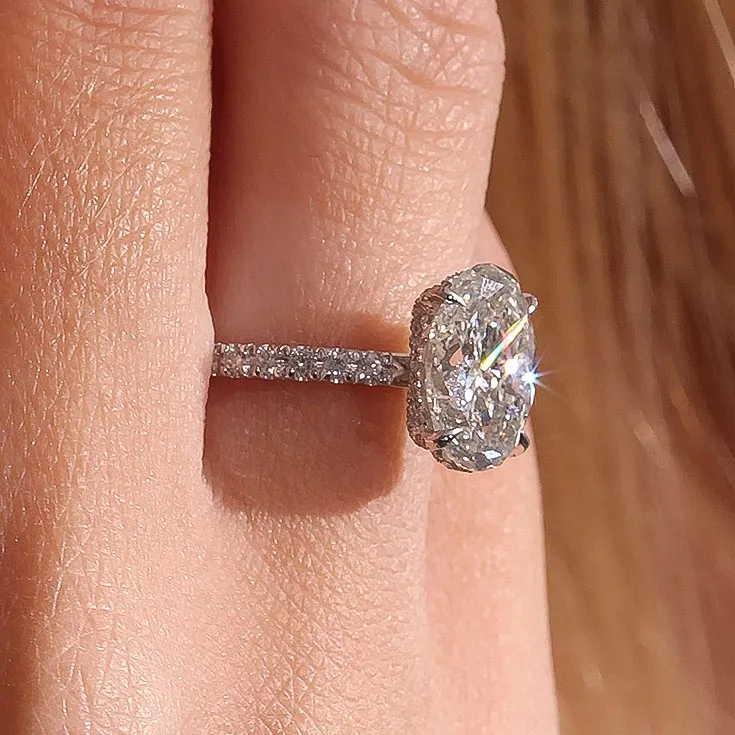 Oval-Cut Diamond Ring - 3.20 ct Center Stone with Diamond Pavé Band - picture 