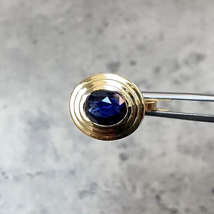 Sapphire Ring with Unique Horizontal Design