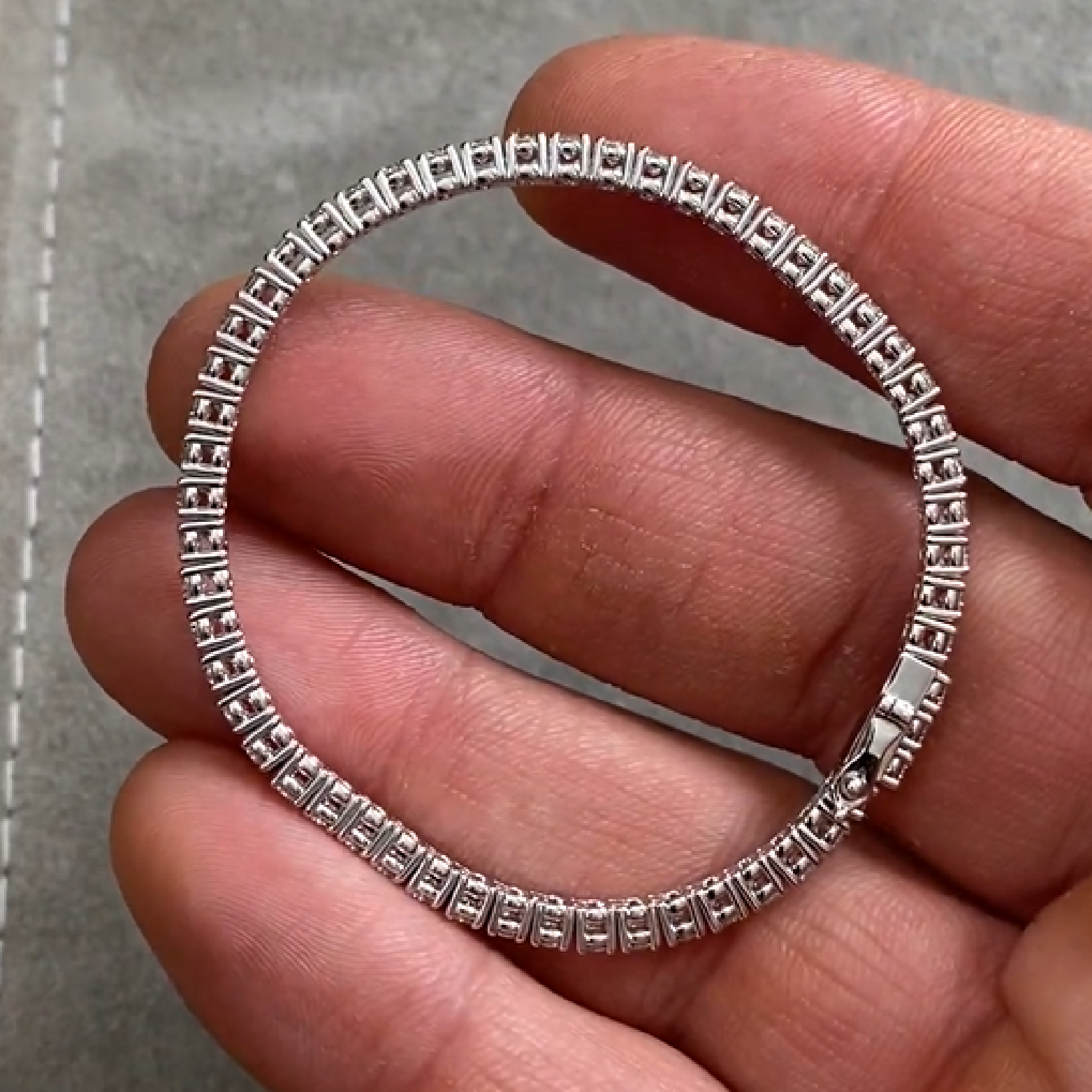 Diamond Tennis Bracelet 4.5 ct. - picture 