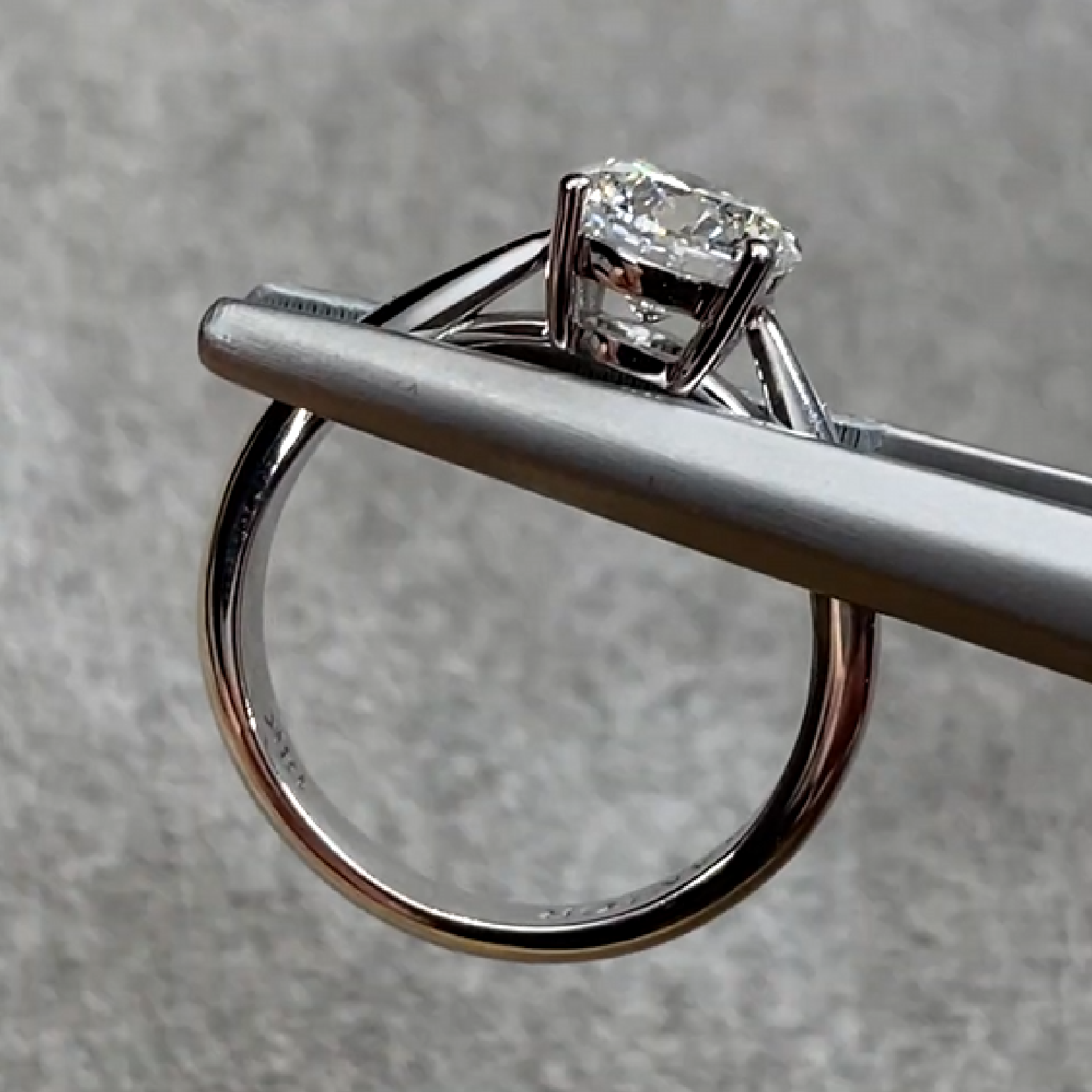 Round Diamond Ring 1.22 ct. - picture 