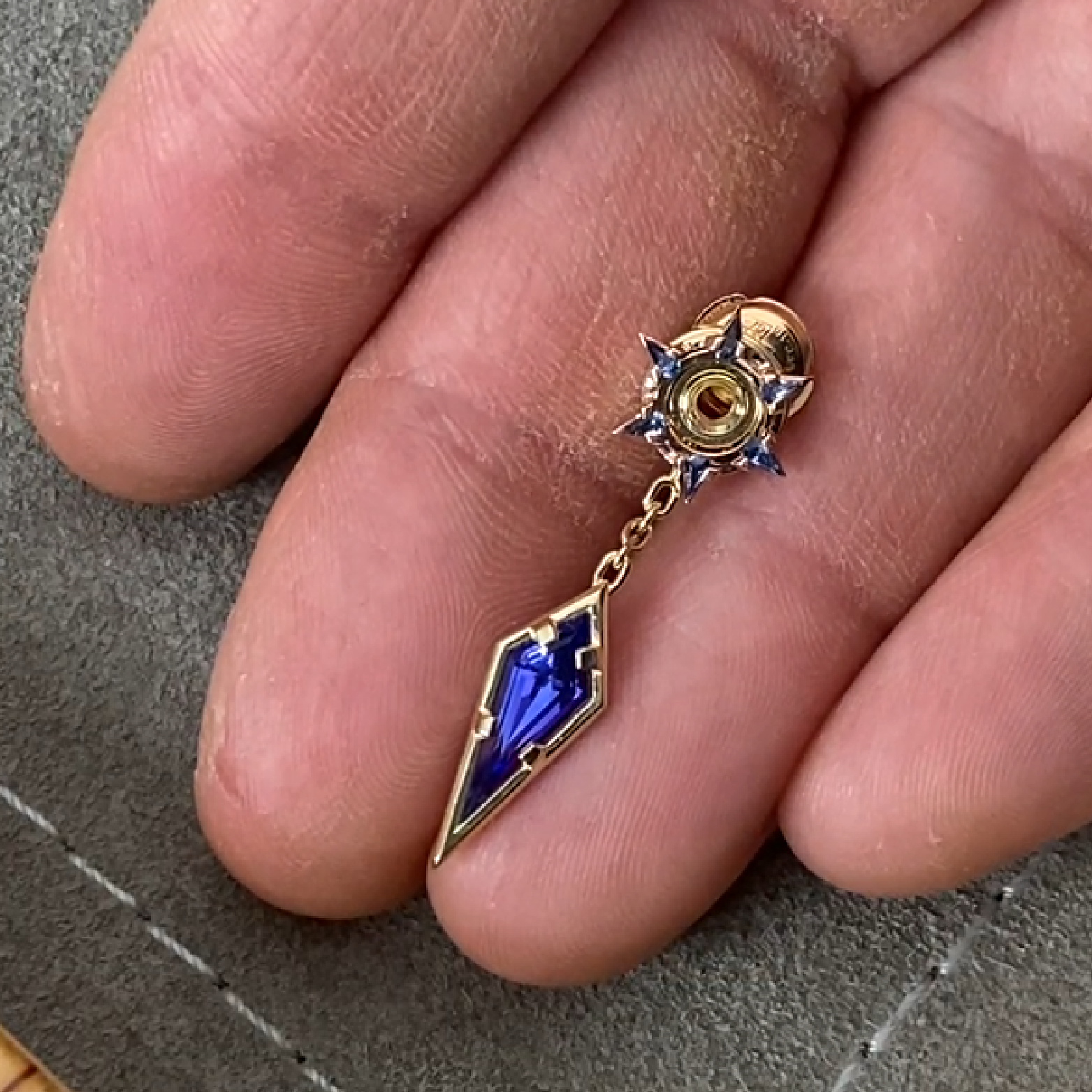 Tanzanite Earring 1.60 ct with Sapphire Accents  - picture 