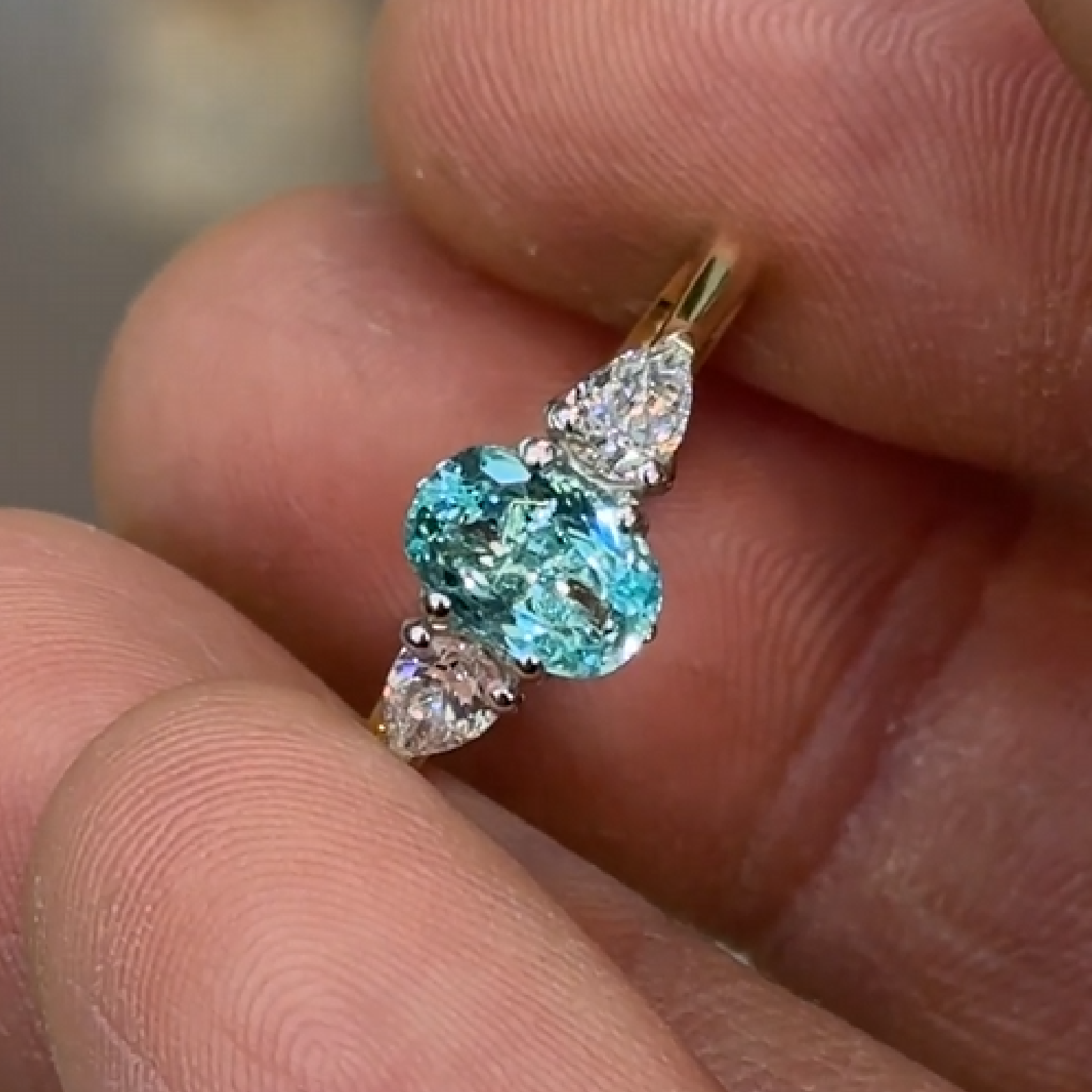 Oval Paraiba Tourmaline Ring 1.01 ct with Side Diamonds