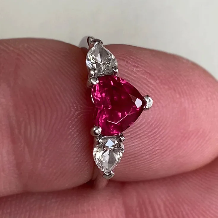 Spinel Ring in Heart Shape 1 ct.