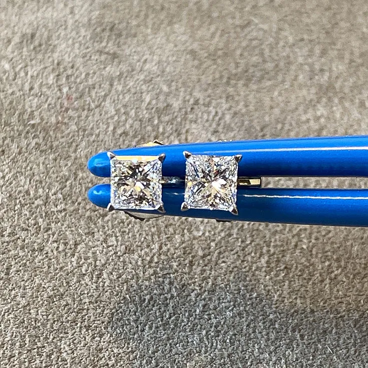 Diamond Stud earrings 1.01 ct.