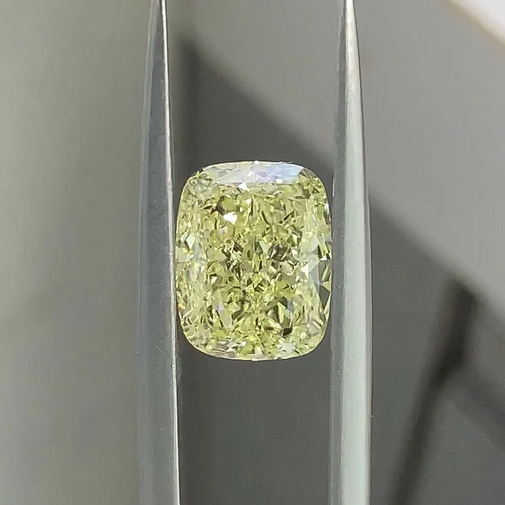 Natural Y to Z Diamond 3.50 ct.