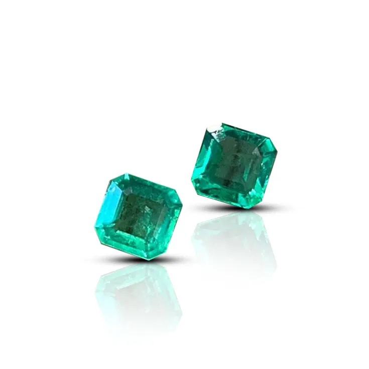 Emerald Pair of square 2.27 ct.