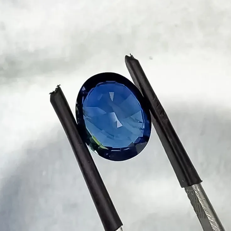 Sapphire in Vivid blue 4.47 ct. - picture 