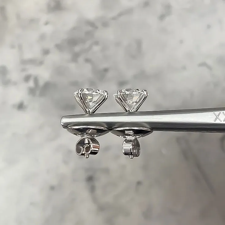 Diamond Stud Earrings 4 ct. - picture 