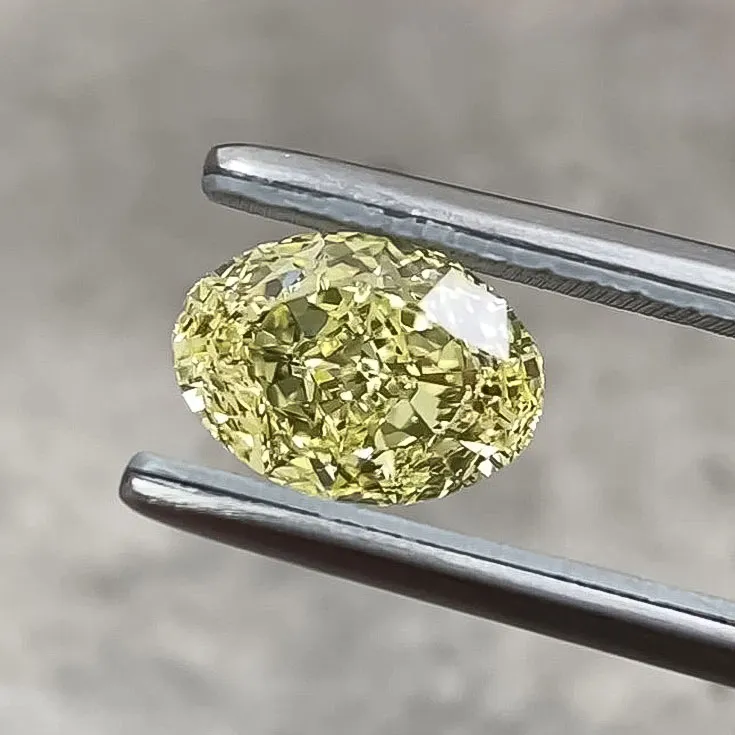 Fancy Yellow Oval Diamond 3.03 ct. - picture 